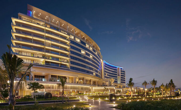 Grand-Hyatt-Kochi-&-Lulu-Bolgatty-International-Convention-Center,-India封面